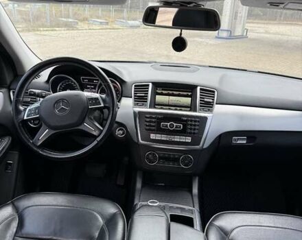 Черный Мерседес М-Класс, объемом двигателя 2.14 л и пробегом 220 тыс. км за 21000 $, фото 37 на Automoto.ua