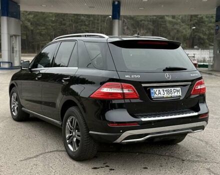 Черный Мерседес М-Класс, объемом двигателя 2.14 л и пробегом 220 тыс. км за 21000 $, фото 18 на Automoto.ua