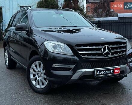 Черный Мерседес М-Класс, объемом двигателя 2.2 л и пробегом 205 тыс. км за 19490 $, фото 6 на Automoto.ua