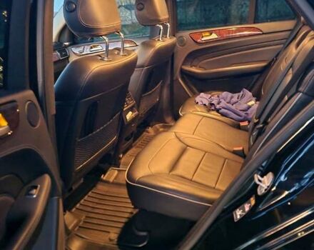 Черный Мерседес М-Класс, объемом двигателя 3 л и пробегом 215 тыс. км за 23000 $, фото 10 на Automoto.ua