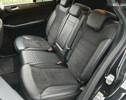 Черный Мерседес М-Класс, объемом двигателя 3.5 л и пробегом 187 тыс. км за 20900 $, фото 10 на Automoto.ua