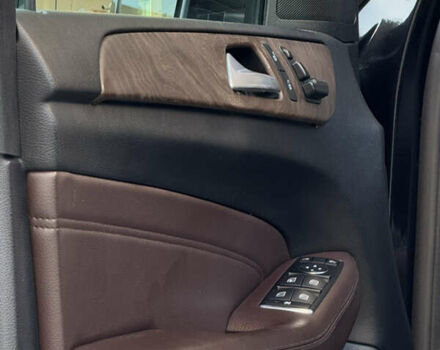 Черный Мерседес М-Класс, объемом двигателя 2.2 л и пробегом 182 тыс. км за 19500 $, фото 23 на Automoto.ua