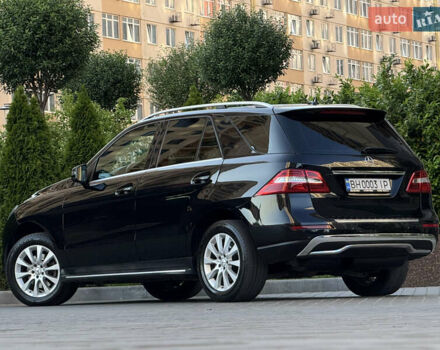 Черный Мерседес М-Класс, объемом двигателя 2.2 л и пробегом 182 тыс. км за 19500 $, фото 10 на Automoto.ua