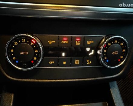 Черный Мерседес М-Класс, объемом двигателя 2.2 л и пробегом 205 тыс. км за 19490 $, фото 36 на Automoto.ua