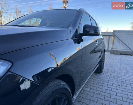 Черный Мерседес М-Класс, объемом двигателя 3 л и пробегом 377 тыс. км за 23500 $, фото 23 на Automoto.ua