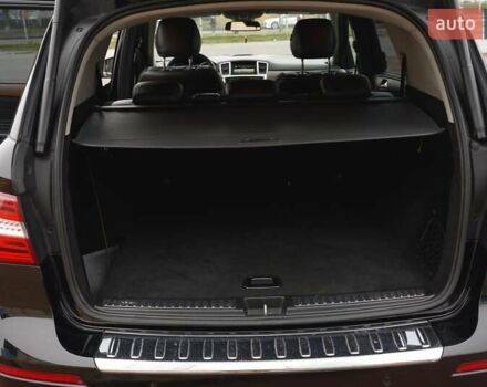 Черный Мерседес М-Класс, объемом двигателя 2.99 л и пробегом 255 тыс. км за 25000 $, фото 19 на Automoto.ua