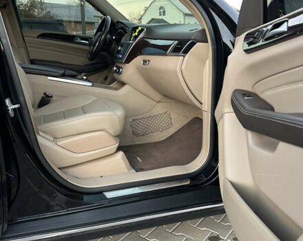 Черный Мерседес М-Класс, объемом двигателя 2.99 л и пробегом 297 тыс. км за 17900 $, фото 35 на Automoto.ua