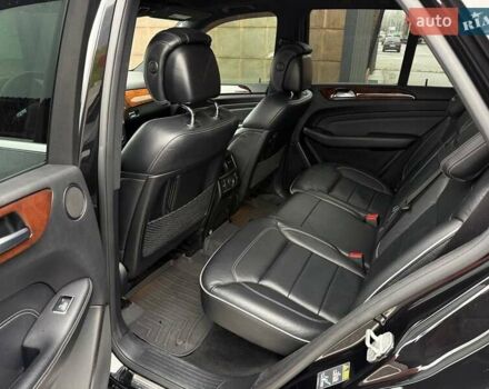 Черный Мерседес М-Класс, объемом двигателя 3.5 л и пробегом 331 тыс. км за 16950 $, фото 18 на Automoto.ua