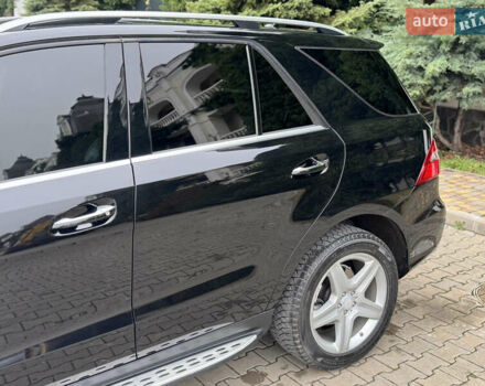 Чорний Мерседес М-Клас, об'ємом двигуна 2.99 л та пробігом 230 тис. км за 28700 $, фото 26 на Automoto.ua