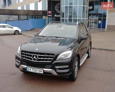 Черный Мерседес М-Класс, объемом двигателя 2.99 л и пробегом 255 тыс. км за 25000 $, фото 2 на Automoto.ua