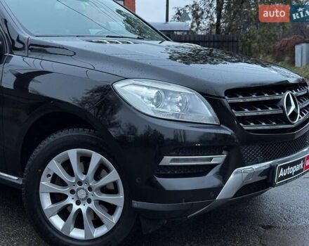 Черный Мерседес М-Класс, объемом двигателя 2.2 л и пробегом 205 тыс. км за 19490 $, фото 5 на Automoto.ua