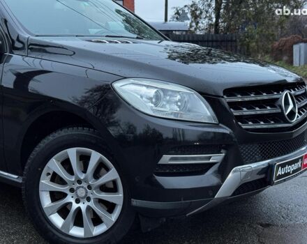 Черный Мерседес М-Класс, объемом двигателя 2.2 л и пробегом 205 тыс. км за 19490 $, фото 6 на Automoto.ua