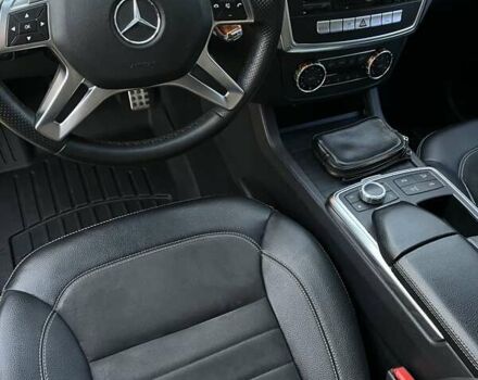 Черный Мерседес М-Класс, объемом двигателя 2.99 л и пробегом 250 тыс. км за 24500 $, фото 21 на Automoto.ua