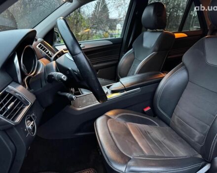 Черный Мерседес М-Класс, объемом двигателя 2.2 л и пробегом 205 тыс. км за 19490 $, фото 32 на Automoto.ua