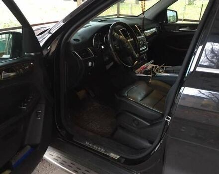 Черный Мерседес М-Класс, объемом двигателя 3.5 л и пробегом 191 тыс. км за 24500 $, фото 11 на Automoto.ua