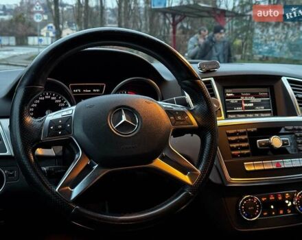 Черный Мерседес М-Класс, объемом двигателя 2.2 л и пробегом 205 тыс. км за 19490 $, фото 25 на Automoto.ua