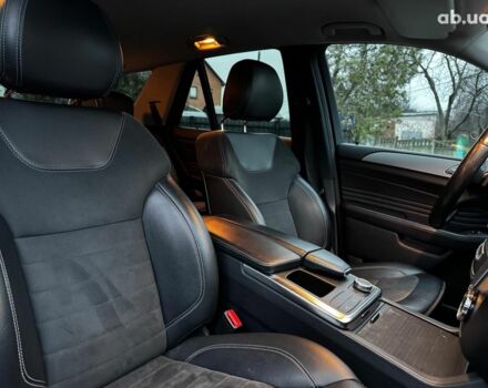 Черный Мерседес М-Класс, объемом двигателя 2.2 л и пробегом 205 тыс. км за 19490 $, фото 41 на Automoto.ua