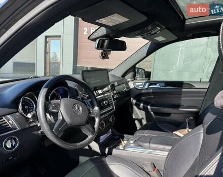 Мерседес М-Класс 2013 в Глубокой на Automoto.ua Черный Мерседес М-Класс, объемом двигателя 2.99 л и пробегом 207 тыс. км за 25200 $, фото 2 на Automoto.ua