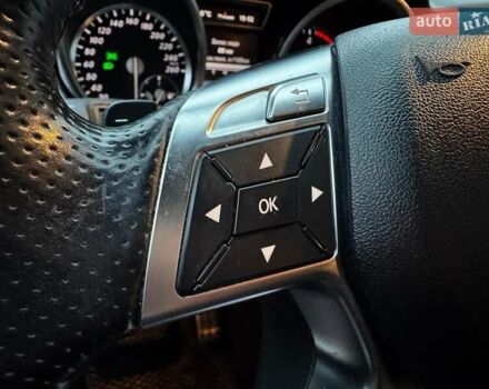 Черный Мерседес М-Класс, объемом двигателя 2.2 л и пробегом 205 тыс. км за 19490 $, фото 33 на Automoto.ua