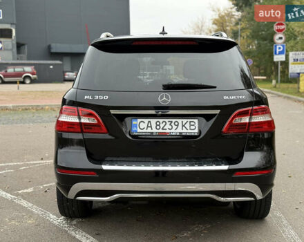 Мерседес М-Клас 2013 у Києві на Automoto.ua Чорний Мерседес М-Клас, об'ємом двигуна 3 л та пробігом 290 тис. км за 19900 $, фото 9 на Automoto.ua