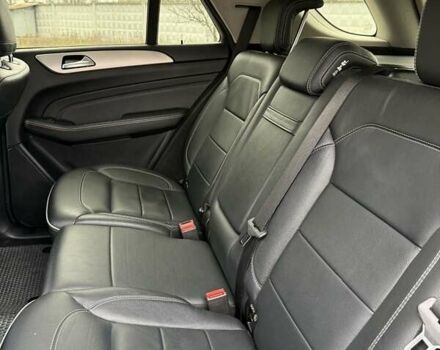 Черный Мерседес М-Класс, объемом двигателя 2.14 л и пробегом 220 тыс. км за 21000 $, фото 40 на Automoto.ua