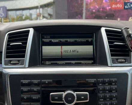 Черный Мерседес М-Класс, объемом двигателя 2.99 л и пробегом 280 тыс. км за 21990 $, фото 20 на Automoto.ua