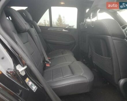 Чорний Мерседес М-Клас, об'ємом двигуна 2.99 л та пробігом 78 тис. км за 4000 $, фото 9 на Automoto.ua