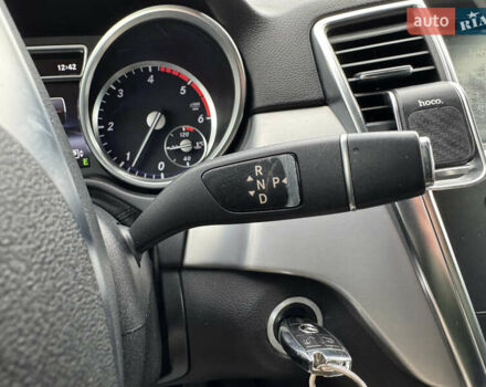 Чорний Мерседес М-Клас, об'ємом двигуна 2.14 л та пробігом 243 тис. км за 24999 $, фото 58 на Automoto.ua