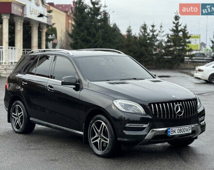 Чорний Мерседес М-Клас, об'ємом двигуна 2.14 л та пробігом 243 тис. км за 24999 $, фото 15 на Automoto.ua