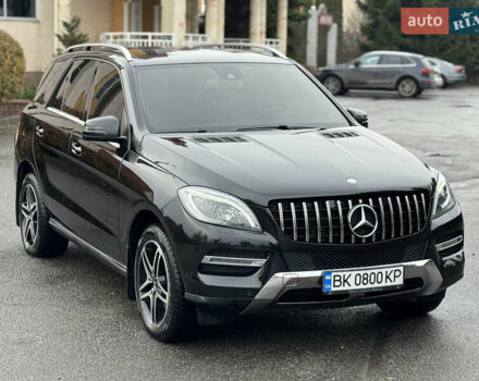 Чорний Мерседес М-Клас, об'ємом двигуна 2.14 л та пробігом 243 тис. км за 24999 $, фото 12 на Automoto.ua