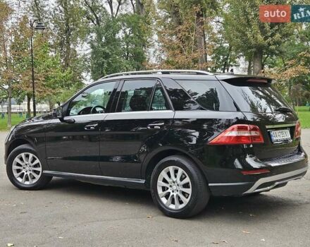 Черный Мерседес М-Класс, объемом двигателя 2.14 л и пробегом 140 тыс. км за 23500 $, фото 7 на Automoto.ua