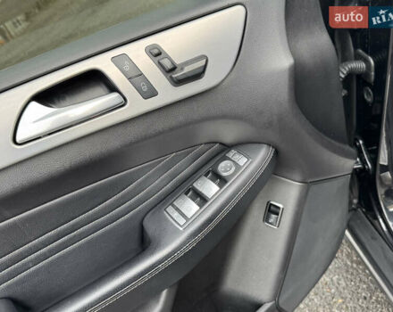 Чорний Мерседес М-Клас, об'ємом двигуна 2.14 л та пробігом 244 тис. км за 24450 $, фото 43 на Automoto.ua