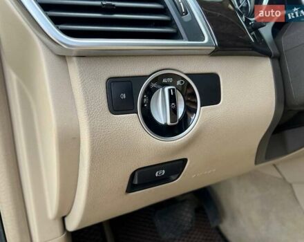 Черный Мерседес М-Класс, объемом двигателя 2.99 л и пробегом 280 тыс. км за 21990 $, фото 12 на Automoto.ua