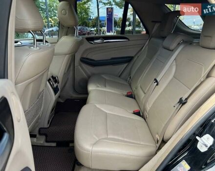 Черный Мерседес М-Класс, объемом двигателя 2.99 л и пробегом 280 тыс. км за 21990 $, фото 8 на Automoto.ua