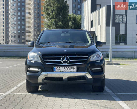 Чорний Мерседес М-Клас, об'ємом двигуна 3.5 л та пробігом 120 тис. км за 20000 $, фото 1 на Automoto.ua