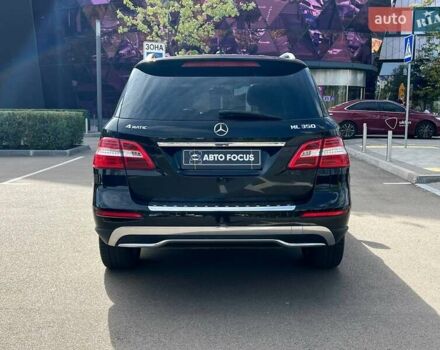 Черный Мерседес М-Класс, объемом двигателя 2.99 л и пробегом 280 тыс. км за 21990 $, фото 5 на Automoto.ua