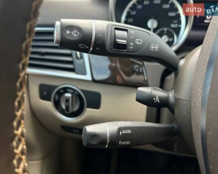 Черный Мерседес М-Класс, объемом двигателя 2.99 л и пробегом 280 тыс. км за 21990 $, фото 13 на Automoto.ua