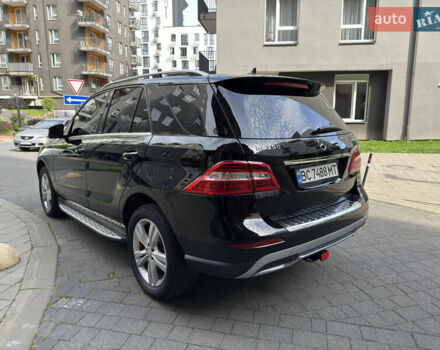 Черный Мерседес М-Класс, объемом двигателя 2.99 л и пробегом 130 тыс. км за 24900 $, фото 5 на Automoto.ua