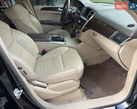 Черный Мерседес М-Класс, объемом двигателя 2.99 л и пробегом 130 тыс. км за 24900 $, фото 20 на Automoto.ua