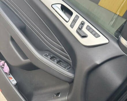 Мерседес М-Класс 2014 в Чернигове на Automoto.ua Черный Мерседес М-Класс, объемом двигателя 2.99 л и пробегом 271 тыс. км за 25500 $, фото 5 на Automoto.ua