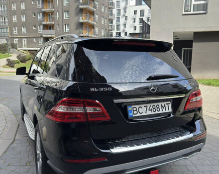 Черный Мерседес М-Класс, объемом двигателя 2.99 л и пробегом 130 тыс. км за 24900 $, фото 4 на Automoto.ua