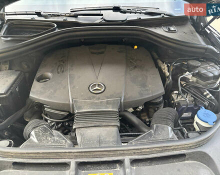 Мерседес М-Класс 2014 в Чернигове на Automoto.ua Черный Мерседес М-Класс, объемом двигателя 2.99 л и пробегом 271 тыс. км за 25500 $, фото 16 на Automoto.ua