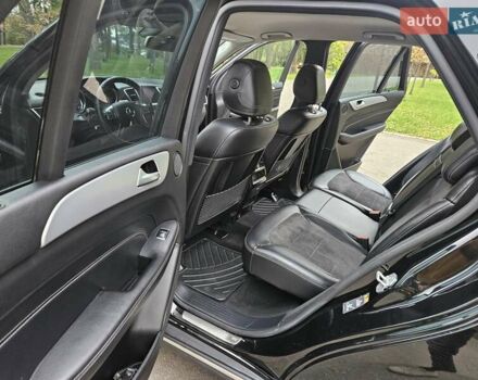 Черный Мерседес М-Класс, объемом двигателя 2.14 л и пробегом 140 тыс. км за 23500 $, фото 27 на Automoto.ua