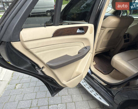 Черный Мерседес М-Класс, объемом двигателя 2.99 л и пробегом 130 тыс. км за 24900 $, фото 22 на Automoto.ua