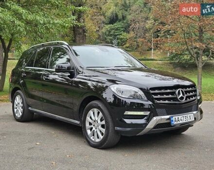 Черный Мерседес М-Класс, объемом двигателя 2.14 л и пробегом 140 тыс. км за 23500 $, фото 1 на Automoto.ua