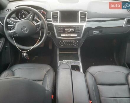 Чорний Мерседес М-Клас, об'ємом двигуна 2.99 л та пробігом 78 тис. км за 4000 $, фото 7 на Automoto.ua