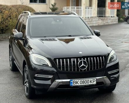 Чорний Мерседес М-Клас, об'ємом двигуна 2.14 л та пробігом 243 тис. км за 24999 $, фото 11 на Automoto.ua