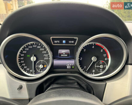 Чорний Мерседес М-Клас, об'ємом двигуна 2.14 л та пробігом 243 тис. км за 24999 $, фото 60 на Automoto.ua