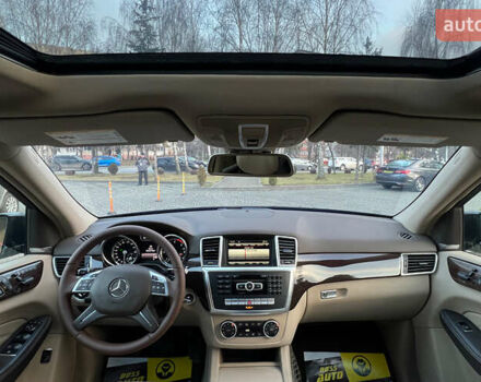 Черный Мерседес М-Класс, объемом двигателя 2.99 л и пробегом 289 тыс. км за 19800 $, фото 15 на Automoto.ua