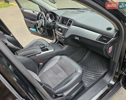 Черный Мерседес М-Класс, объемом двигателя 2.14 л и пробегом 140 тыс. км за 23500 $, фото 23 на Automoto.ua